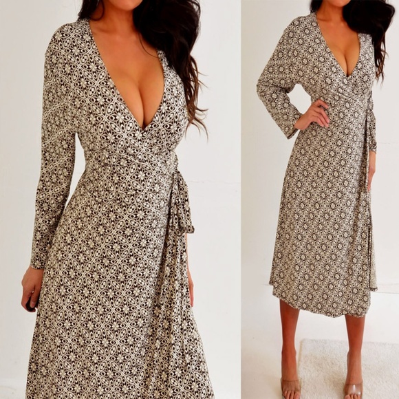 Apt 9 Brown Beige 3/4 Sleeve Wrap Dress XL - Picture 2 of 8